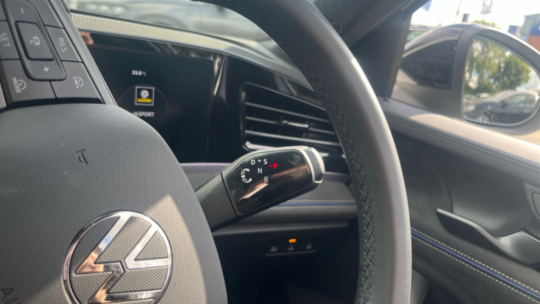 Volkswagen Passat 1.5 eTSI R-Line 5dr DSG Petrol Estate